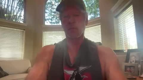 Snapshot of vervalas1 chatting on 06-03-26, 06:57 Vervalas online show from 06-03-26, 06:57