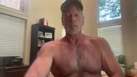 Snapshot of vervalas1 chatting on 07-21-26, 06:10 Vervalas online show from 07-21-26, 06:10