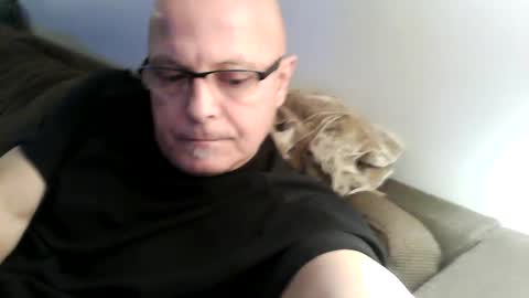 Snapshot of veryharrrrd chatting on 01-03-25, 09:15  Marco  online show from 01-03-25, 09:15