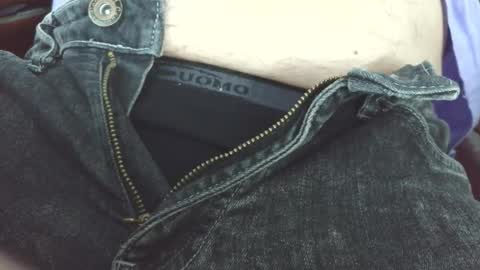 Erik online show from 09-11-25, 07:08