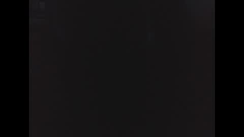 Snapshot of verylittletiny chatting on 05-11-26, 04:26 Erik online show from 05-11-26, 04:26