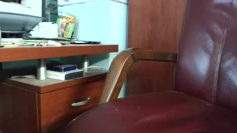 Snapshot of verylittletiny chatting on 08-01-26, 02:27 Erik online show from 08-01-26, 02:27