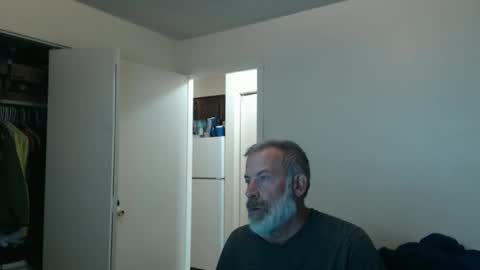 hairy man online show from 03-15-26, 11:44