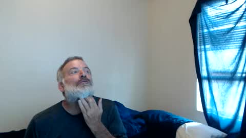 Snapshot of veryveryhairmanindenver chatting on 06-03-26, 12:02 hairy man online show from 06-03-26, 12:02