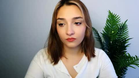 Ana online show from 02-17-26, 01:18