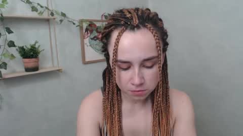 veryveryvery_shy online show from 05-12-26, 05:37