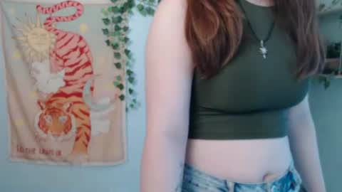 veryveryvery_shy online show from 06-29-26, 10:15
