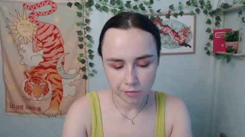 veryveryvery_shy online show from 07-22-26, 06:05