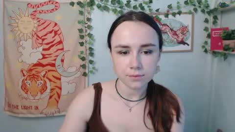 veryveryvery_shy online show from 07-25-26, 05:38