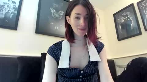 Snapshot of vesper_luxe chatting on 03-04-26, 04:29 Vesper online show from 03-04-26, 04:29