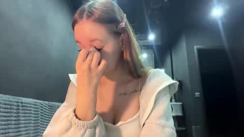 Esta online show from 11-04-25, 02:16