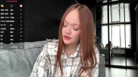 Snapshot of vestaszanto chatting on 05-31-26, 02:24 Esta online show from 05-31-26, 02:24