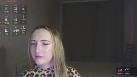 vi_luxxxy online show from 07-18-26, 02:16