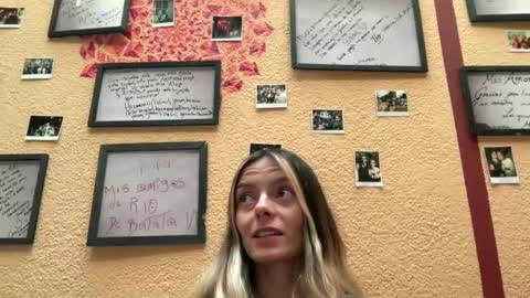 Snapshot of viajemos chatting on 06-29-26, 10:10 papichulo y mamichula online show from 06-29-26, 10:10