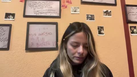 Snapshot of viajemos chatting on 07-13-26, 02:25 papichulo y mamichula online show from 07-13-26, 02:25