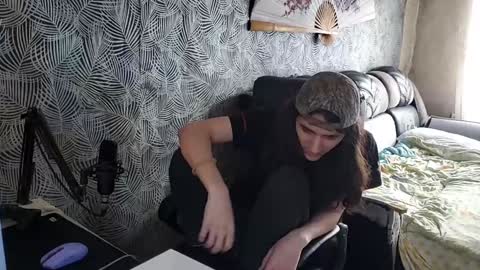 vialeras online show from 12-31-24, 08:37