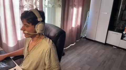 vialeras online show from 10-17-25, 07:55