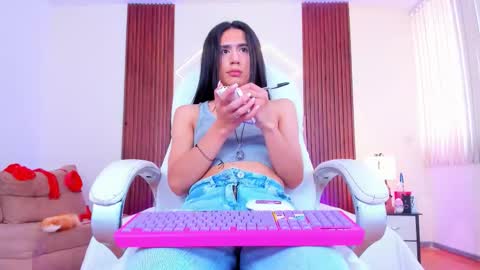 Ariana  online show from 09-25-25, 02:32