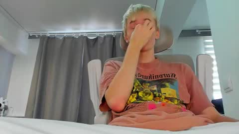 vibemygirl online show from 11-06-25, 08:37