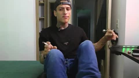 Victor cardenas online show from 02-11-25, 01:10