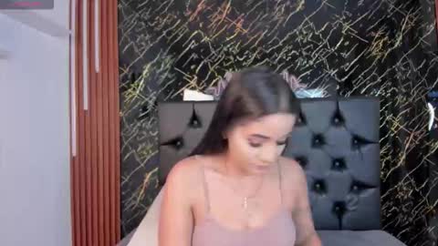 Vichy  Everyday From 1400 to 2130 Col Time online show from 11-28-25, 07:38