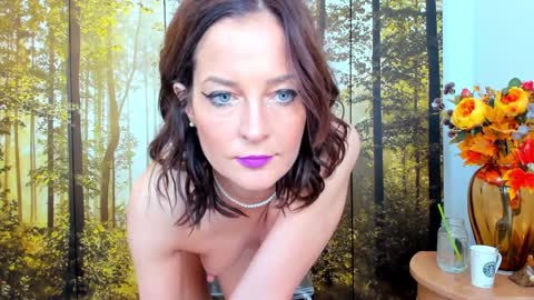 ViciousQueenu can call me Laura online show from 01-12-26, 04:18