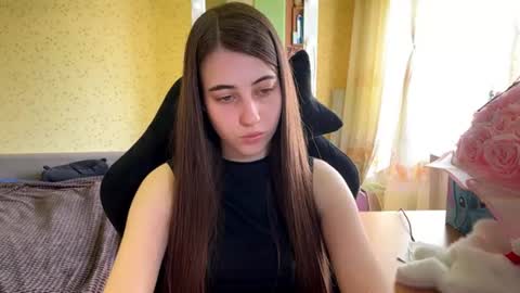 Snapshot of vickeyrosete chatting on 07-21-26, 06:16 Jesse online show from 07-21-26, 06:16