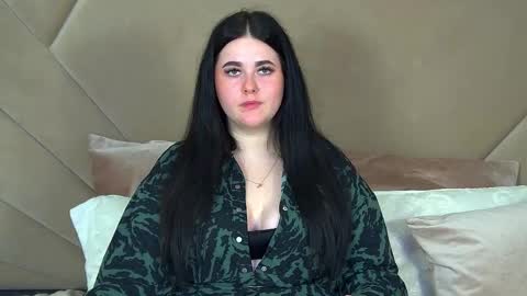 VickiBrooks online show from 02-04-25, 02:21