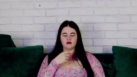 VickiBrooks online show from 02-13-25, 07:10