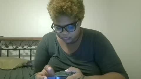 Snapshot of vickiryder56 chatting on 11-19-25, 03:17 vickiryder56 online show from 11-19-25, 03:17
