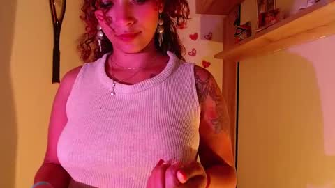 Snapshot of vicky_crazy chatting on 02-09-25, 04:40 Vicky  online show from 02-09-25, 04:40