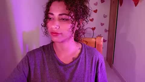 Snapshot of vicky_crazy chatting on 02-22-25, 03:01 Vicky  online show from 02-22-25, 03:01