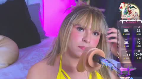 Snapshot of vicky_hot_x chatting on 12-22-24, 03:00        online show from 12-22-24, 03:00