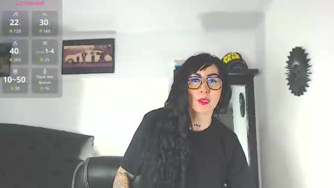 Snapshot of vicky_hotmilf chatting on 01-09-26, 11:24 Vicky online show from 01-09-26, 11:24