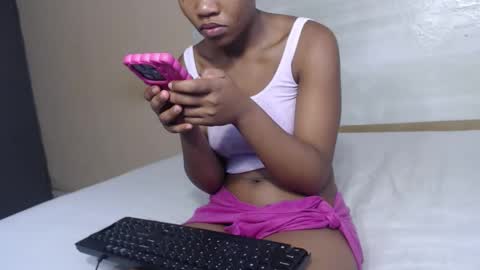 vickyblissx online show from 11-03-25, 04:14