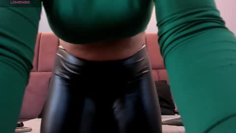 Vicky online show from 01-18-26, 08:01