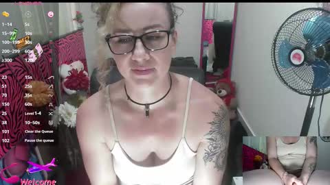 Valentina online show from 10-03-25, 07:55