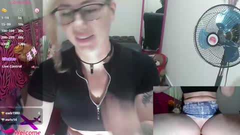 Valentina online show from 10-21-25, 08:20