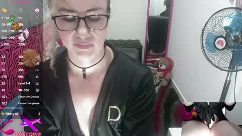 Valentina online show from 11-03-25, 07:48