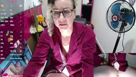Valentina online show from 06-04-26, 07:53