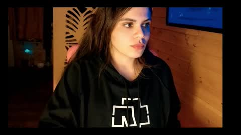 Snapshot of vickyvalencia2 chatting on 03-16-26, 03:23 vickyvalencia2 online show from 03-16-26, 03:23