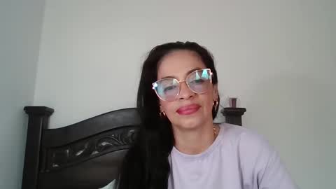 VICTORIA online show from 02-18-25, 08:25