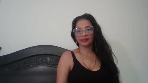 VICTORIA online show from 02-28-25, 02:42