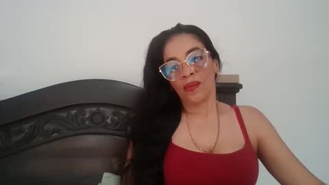 VICTORIA online show from 03-10-25, 08:34