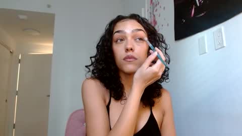 Goddess Victory  online show from 11-11-25, 07:58