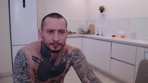 Snapshot of victor_rhino chatting on 02-11-26, 09:25 Victor rhinoff online show from 02-11-26, 09:25