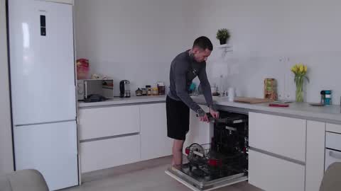 Snapshot of victor_rhino chatting on 03-08-26, 11:03 Victor rhinoff online show from 03-08-26, 11:03