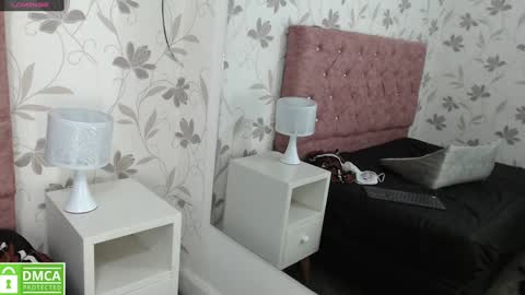 Snapshot of victoria017 chatting on 12-30-24, 07:15 Victoria online show from 12-30-24, 07:15