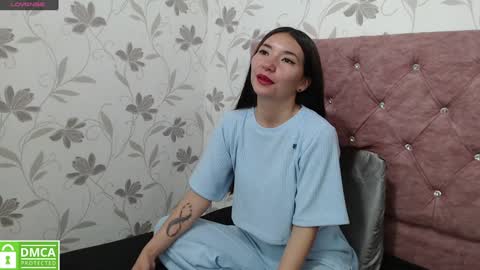 Snapshot of victoria017 chatting on 01-16-25, 06:46 Victoria online show from 01-16-25, 06:46