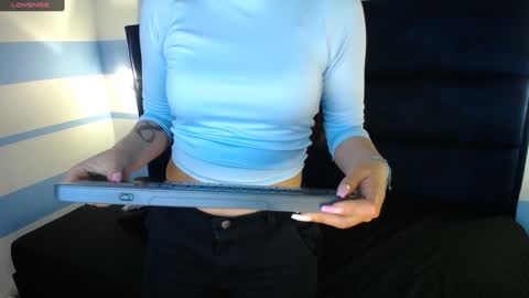 Snapshot of victoria017 chatting on 01-31-25, 09:05 Victoria online show from 01-31-25, 09:05